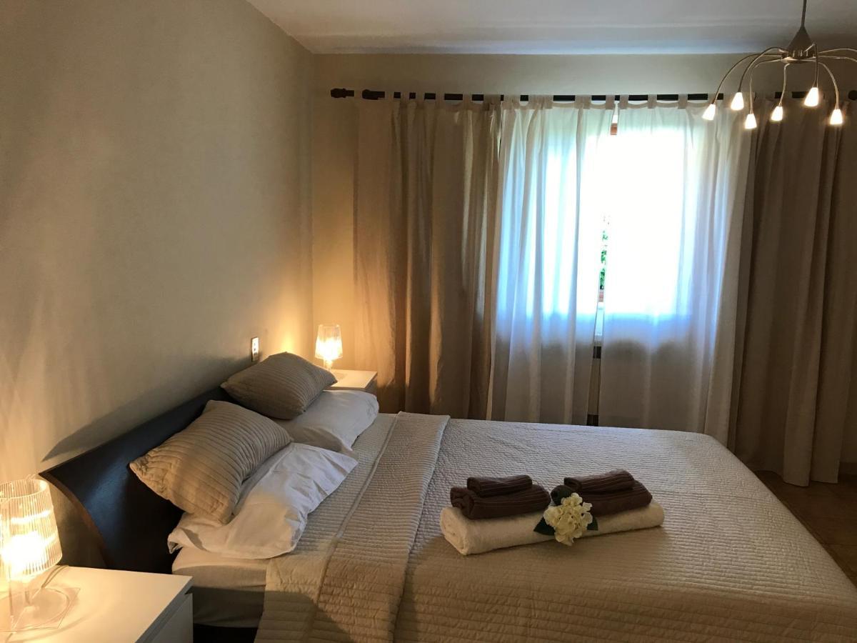 Bettina Urbana Apartment ลุคคา ภายนอก รูปภาพ