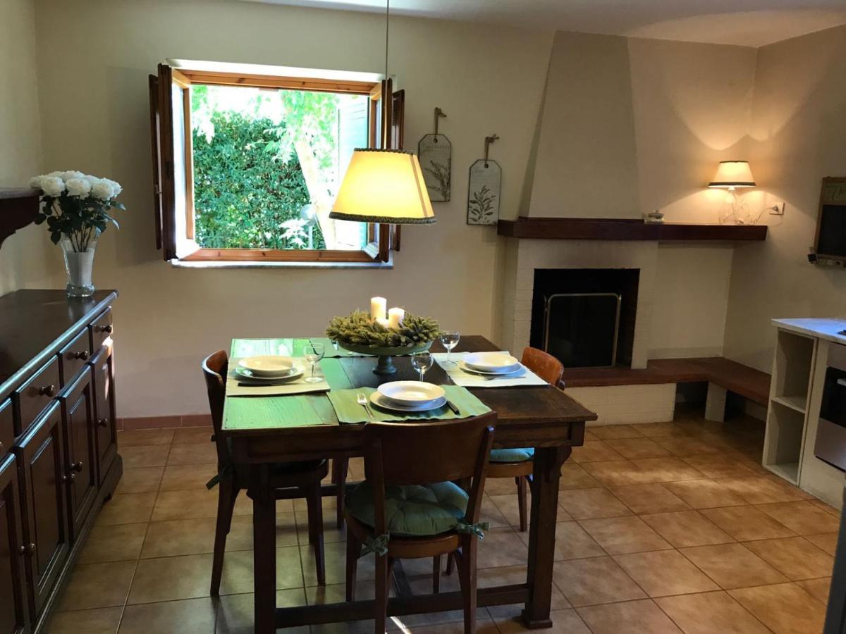 Bettina Urbana Apartment ลุคคา ภายนอก รูปภาพ